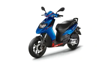 Aprillia 125 and 160 for powerful travelling services